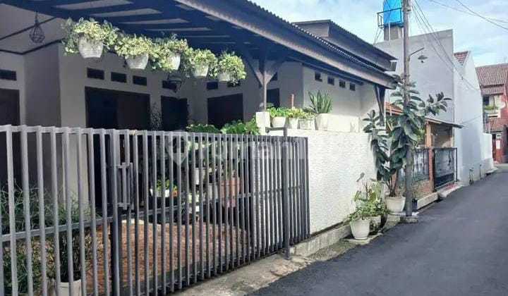 Rumah Cantik di Galaxy dengan Fasilitas Lengkap! Harga Murah Siap Nego 2