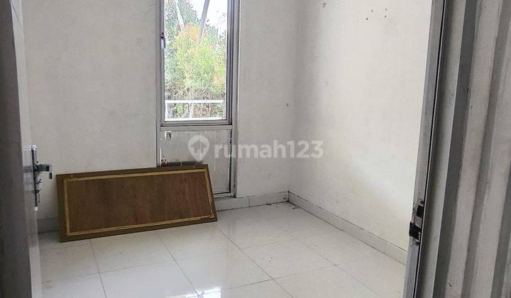 kamar tidur rumah mutiara gading city