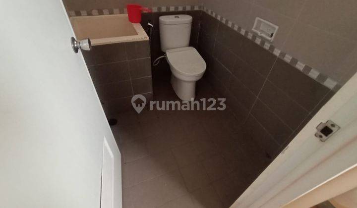 Ruko trategis di jantung kawasan kota harapan indah 9