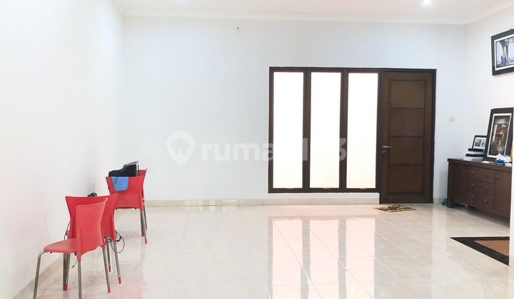 For sale fully renovated house in Aralia cluster, Harapan Indah, West Bekasi. 2