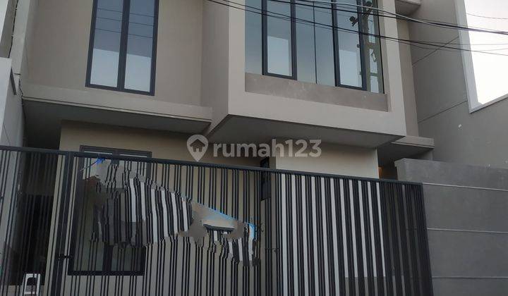 Rumah Baru Di Manyar Tompotika Minimalis 2lt Lebar 10 Meter Harga 3M-an 1