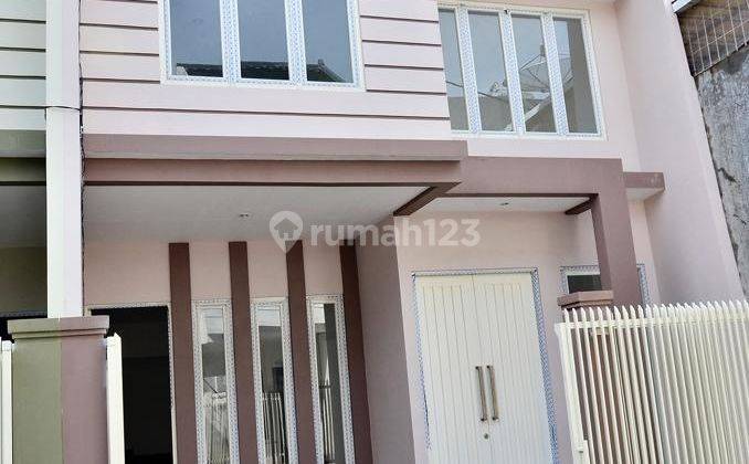 RUMAH BARU 2LT KONSEP TOWN HOUSE DI KALIJUDAN SURABAYA TIMUR SELANGKAH KE MERR 1