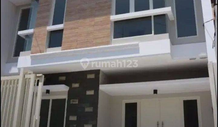 TERMURAH Rumah Baru Di Rungkut Lebar 8 Meter Row 3 Mobil Lokasi Dalam Perumahan Selangkah Ke Merr, UPN 2