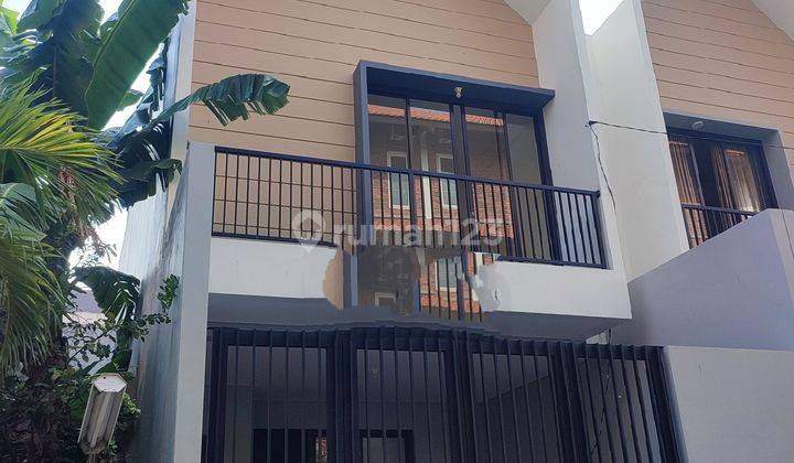 Rumah Baru 2Lt Minimalis Scandinavian Harga 1M-an Di Kalijudan Selangkah Ke Merr, Universitas Widya Mandala 1