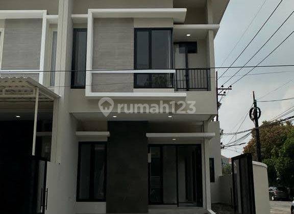 Rumah Baru Di Kutisari Row 4 Mobil Harga 1M-an Modern Minimalis 2Lt 2