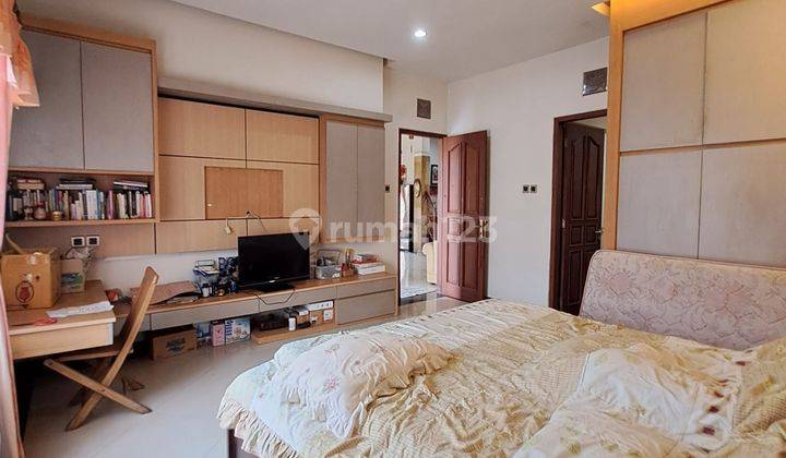 Rumah Mewah Luas Full Furnished Dekat 5 Menit Ke Mirota Godean 2