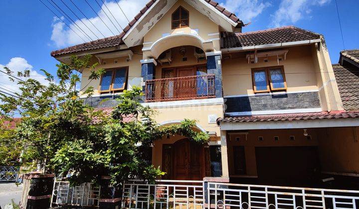 Rumah 2 Lantai Lokasi Strategis Cocok Untuk Kost Jalan Kaliurang 1