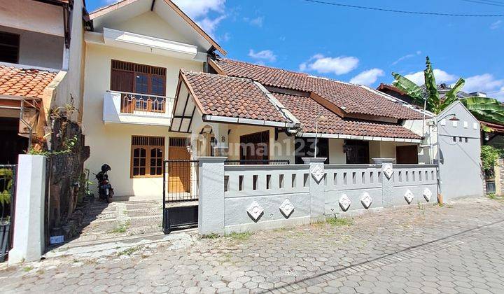 Rumah Siap 2 Lantai di Banguntapan Selangkah Ke Gembiraloka Zoo 1