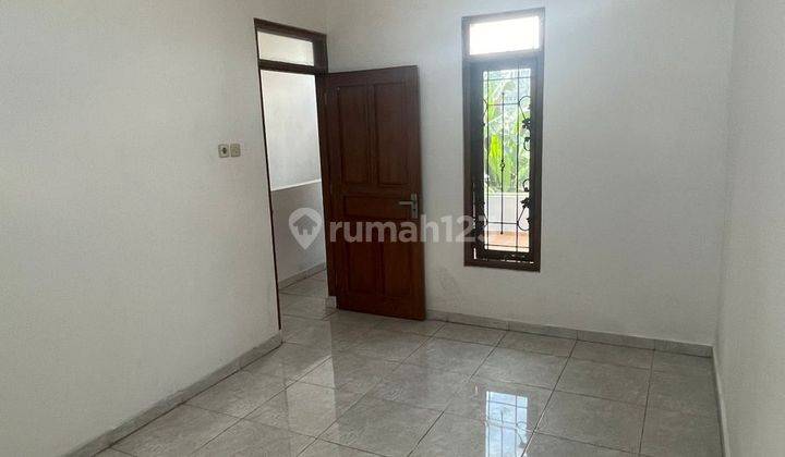 Rumah 2 Lantai Bagus Luas 6 Menit Ke Gembira Loka Zoo 2