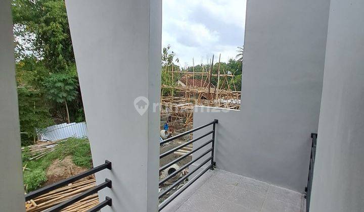 Rumah Baru 2 Lantai Elegan Modern 5 Menit Ke Kampus Mercubuana 2