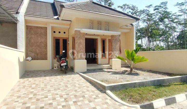 Rumah Baru Modern Dalam Perum 9 Menit Dari Mirota Godean 1