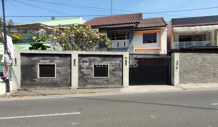 Rumah Bagus 2 Lantai Semi Furnished di Sleman Utara Dekat Uii 1