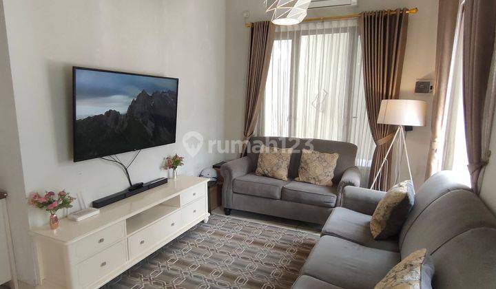 Rumah Mewah Dalam Perum Exclusive Semi Furnished di Condongcatur 2