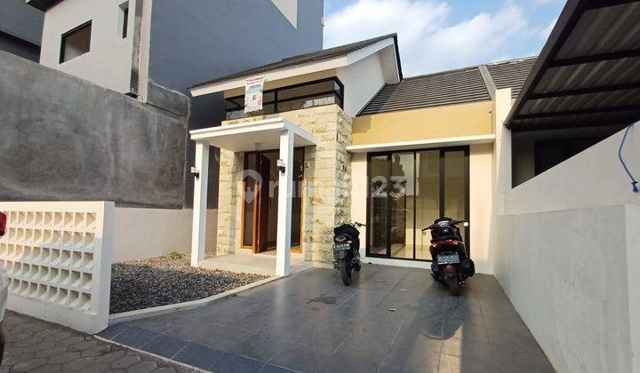 Rumah Baru Modern Semi Furnished 10 Menit Dari Kopi Klotok 1