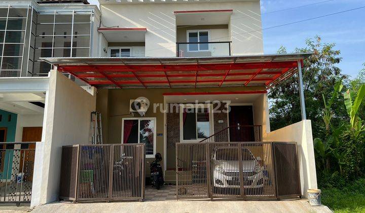 Rumah Mewah 2 Lantai Bagus Semi Furnished 5 Menit Dari Jec