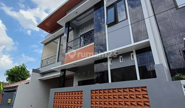 Rumah Baru Modern Siap Huni di Sleman Dekat Jogja Bay Maguwo 1