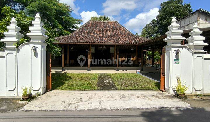 Rumah Konsep Joglo Cocok Untuk Guest House di Sleman Utara 1