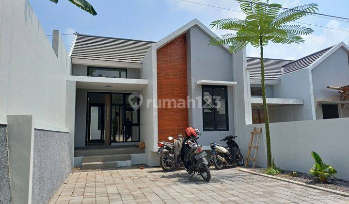 Scandinavian Minimalis Rumah Baru di Sleman Dekat Sleman City Hall  1