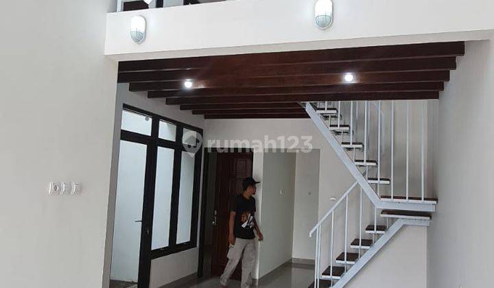 Rumah Baru Scandinavian Style di Jl Palagan Km 12, Sleman 8
