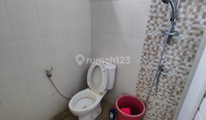 Ruko 3 Lantai Bagus Siap Huni Dekat Pakuwon Mall Ringroad Utara 6