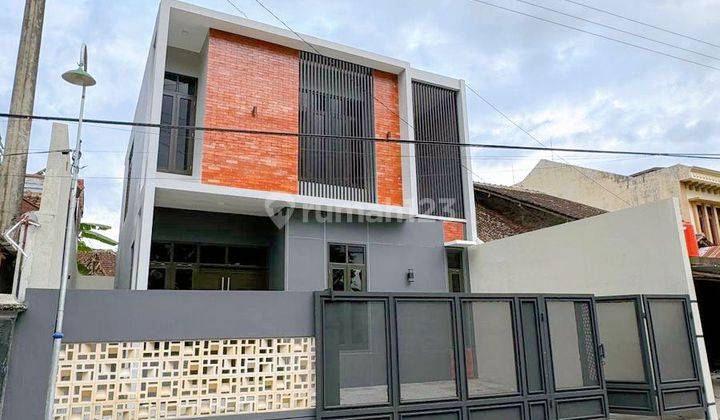 Rumah Modern Elegan Siap Huni Dekat Pasar Pasty 1