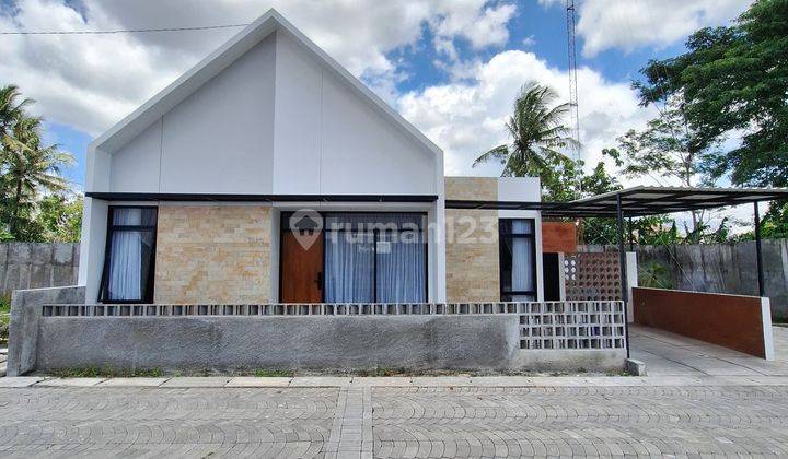 Rumah Cakep Scandinavian di Sleman Dekat Budi Mulia 2 Tajem 1