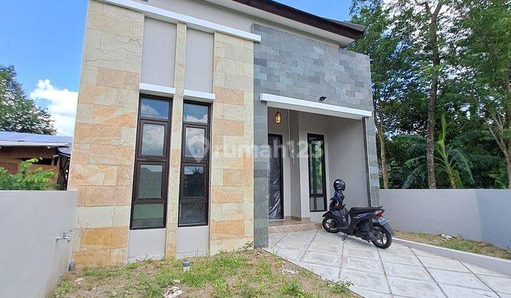 Rumah Cantik Minimalis di Sleman Dekat Kampus Uii 1