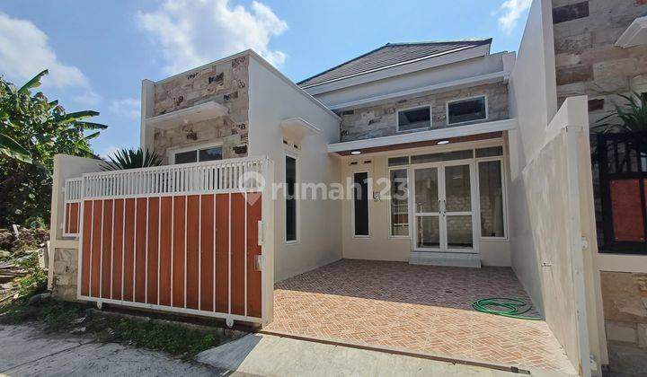 Cantik Minimalis Modern Rumah Siap Huni Dekat Kampus Uii 1