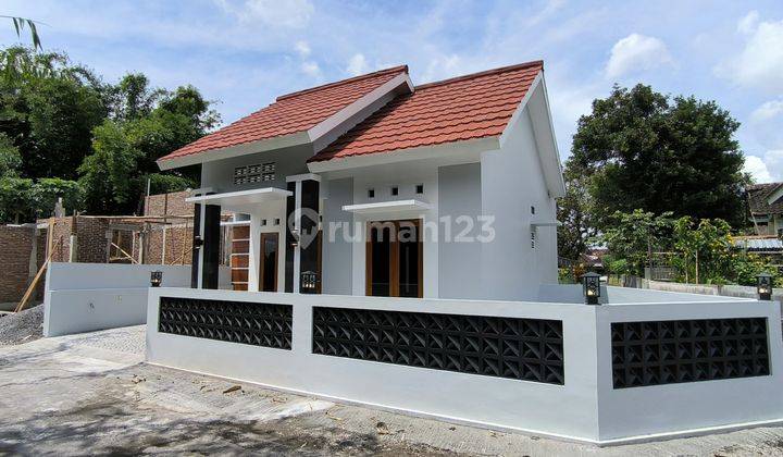 Rumah Baru Modern Siap Huni di Sleman Dekat The Waroeng Of Raminten 1