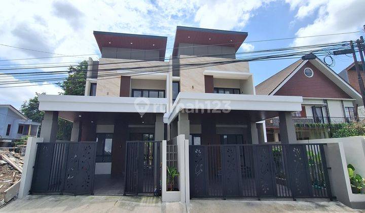 Rumah Modern Elegan Siap Huni di Sleman Dekat Kampus Uii 1