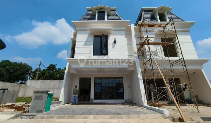 Rumah mewah 2 lantai konsep american clasic dp 0 gratis biaya2  1