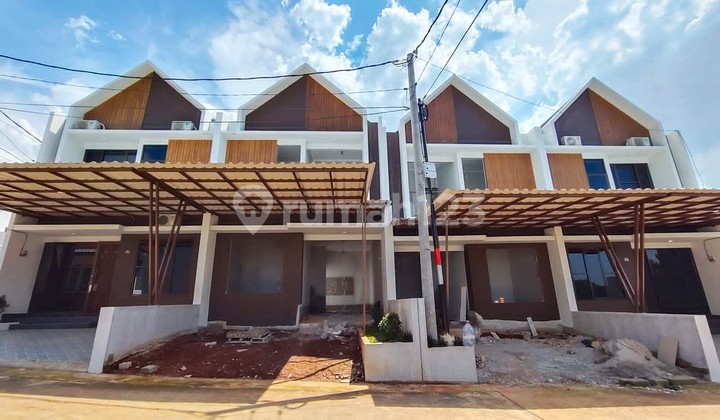 Rumah Ready Stok, Free Biaya-Biaya dalam Cluster, Dekat Tol Kota Wisata