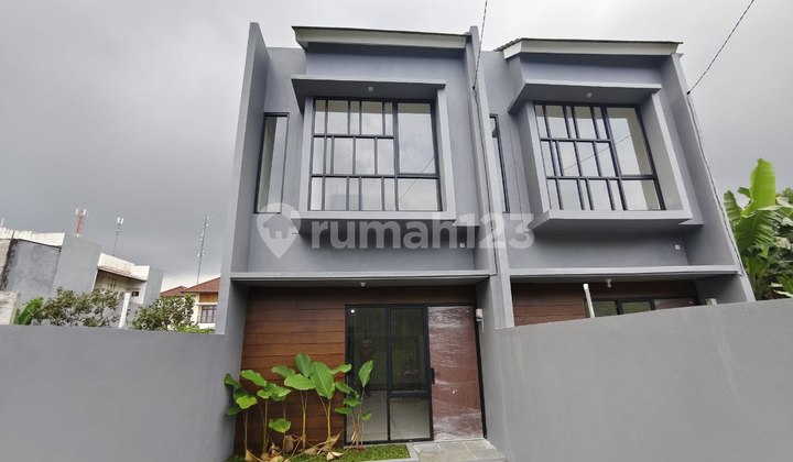 Rumah Baru Siap Huni, Tanah Luas, Akses 2 Mobil dan Strategis di Jatiasih