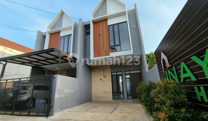 Ready-to-Occupy House, Flood-Free, Near Jatiasih Main Road