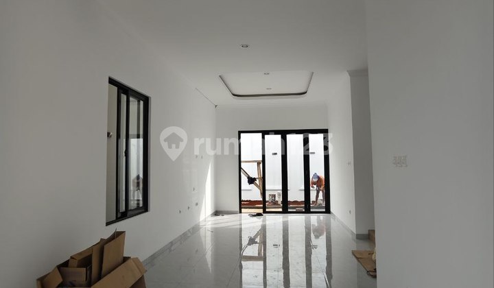 Rumah Mewah Baru Full Fasilitas, Dekat Tol dan LRT Dalam Komplek Jatibening 2