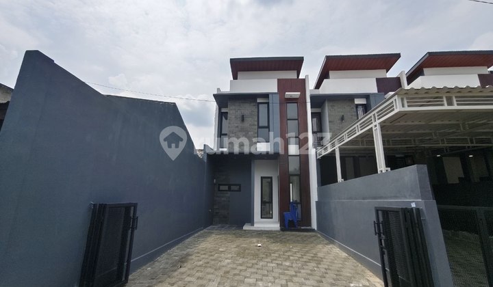 Rumah Ready Stock, Legalitas Lengkap, Selangkah Plaza Pondok Gede Rumah Ready Stock, Legalitas Lengkap, Selangkah Plaza Pondok Gede