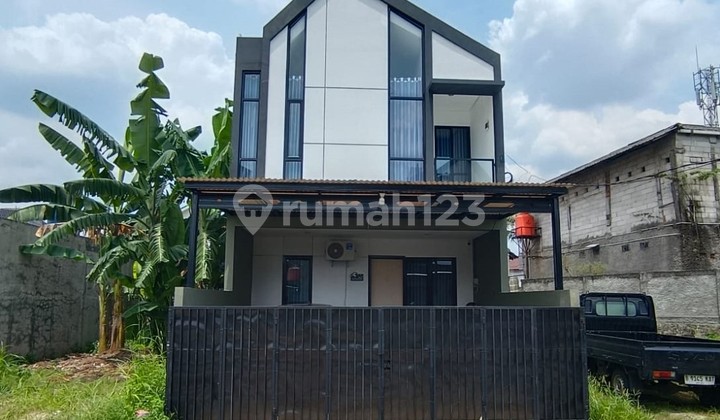 Rumah Siap Huni, Full Bata Merah, Bebas Banjir di Jatiwaringin Rumah Siap Huni, Full Bata Merah, Bebas Banjir di Jatiwaringin