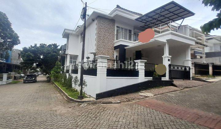 Rumah Mewah 2 Lantai Semi Furnish Siap Huni 1