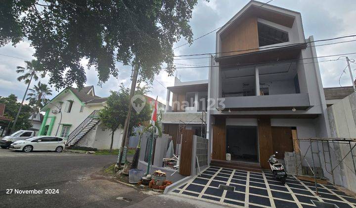 Rumah Baru Scandinavian 2 Lantai Di Sentul City 2