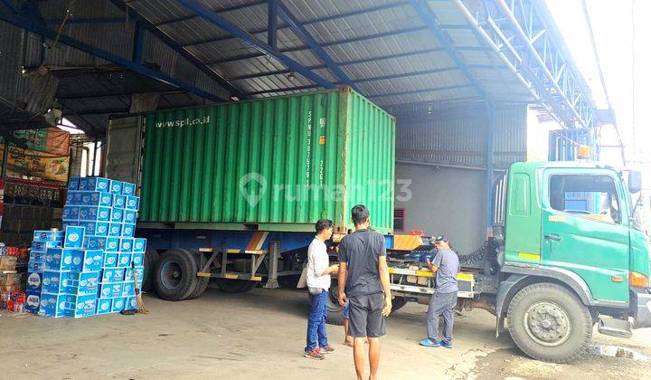 Gudang Pinggir Jalan Raya, Akses Mobil Kontainer 1