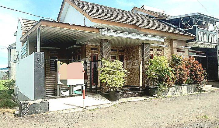 Rumah 2 Lantai Sangat Terawat Murah 450jt ( Nego )  2