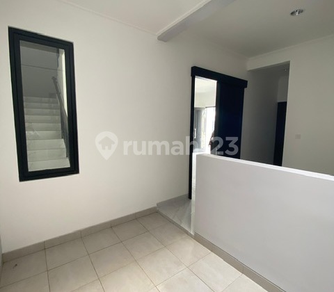 For Rent Villa House Pasir Putih PIK 2, size 8x12.5, Brand New, Ready to Occupy 2