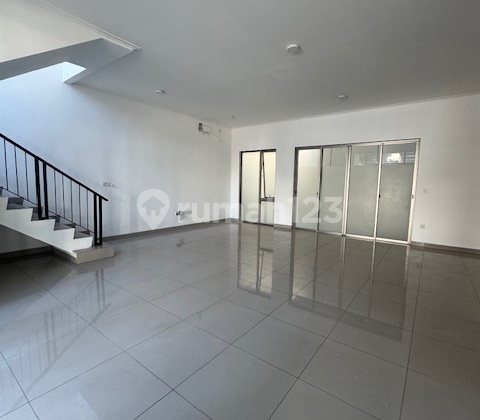 CAN APPLY FOR MORTGAGE, Ready-to-Occupy House for Sale in PIK 2, size 10x15, 2 Floors, Cheapest Price 2