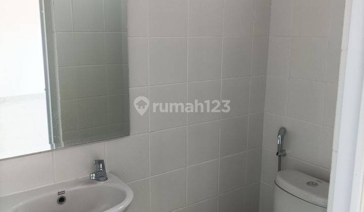 Disewakan Ruko 3lt BSD Baru Tabespot dpn Danau Vanya Park 7
