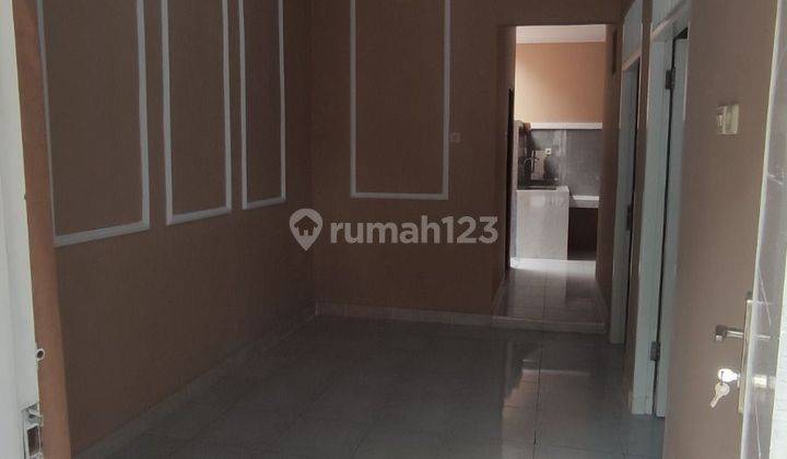 Dijual Cepat Rumah BU 200jt-an di tng dekat bandara soeta 2