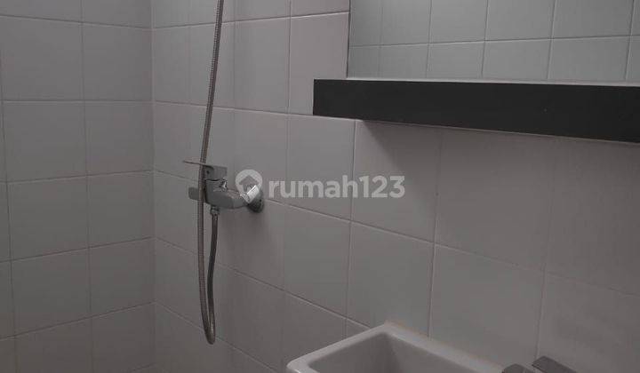 Disewakan Murah 45jt 2lt Rumah Bsd City 3 bed baru full furnished 2