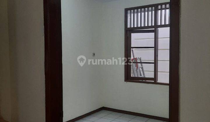 Rumah Bagus di Sektor 1A Gading Serpong, Tangerang 2