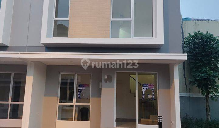 Rumah 2 Lantai di Cluster Arcadia, Tangerang 1