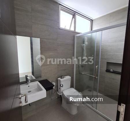 House for Rent in PIK 2, Size 10x15, Nice Cluster, 2 Floors, Cheapest Price 160 Million