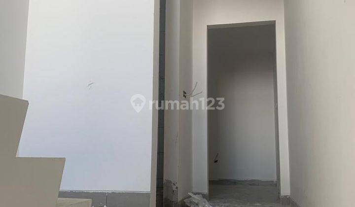 Rumah Dijual Pik 2 Uk 8X25 di Cluster Bagus 2 Lantai Harga Murah 2